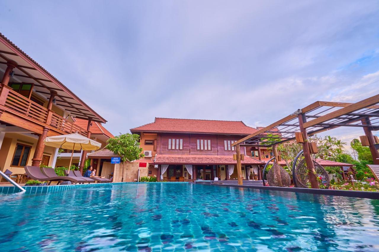 Mina Garden Villa Resort Chiang Mai Exterior foto